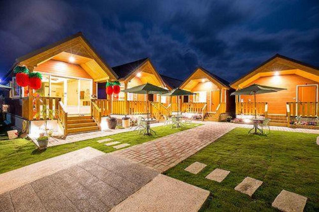 Xiaoliuqiu Happy House B&B Bagian luar foto