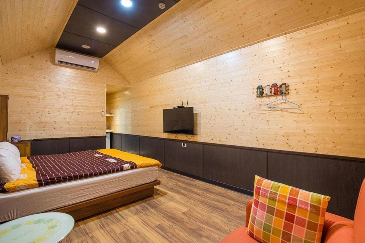 Xiaoliuqiu Happy House B&B Bagian luar foto
