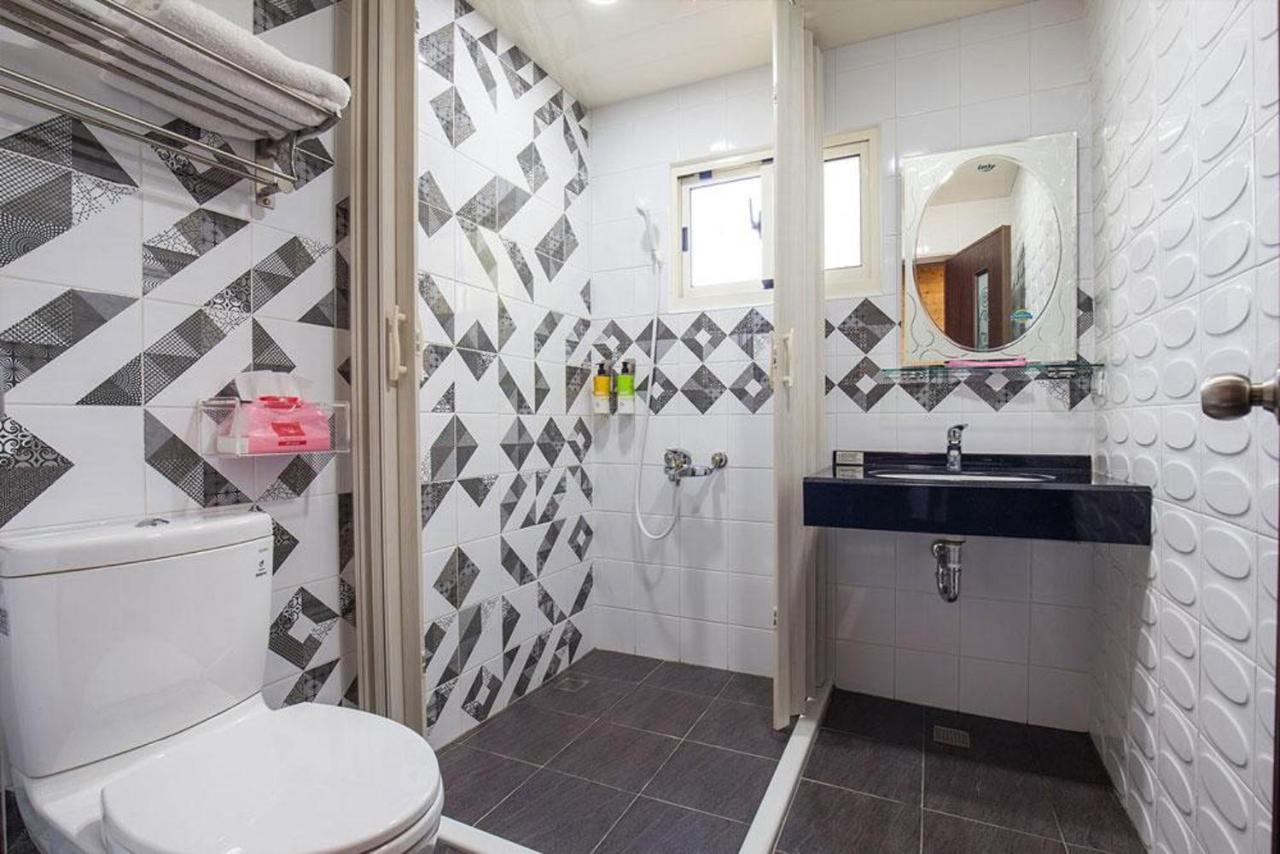 Xiaoliuqiu Happy House B&B Bagian luar foto