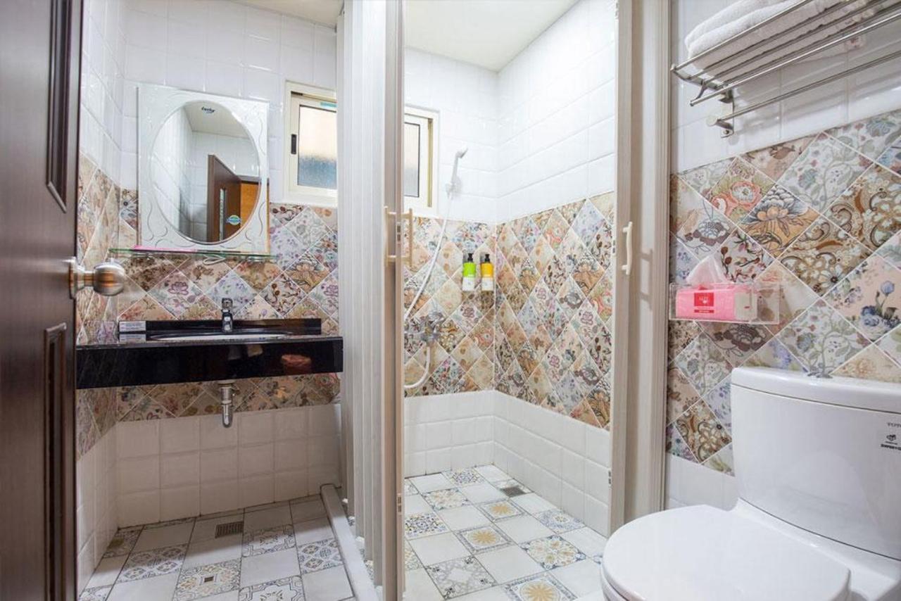 Xiaoliuqiu Happy House B&B Bagian luar foto