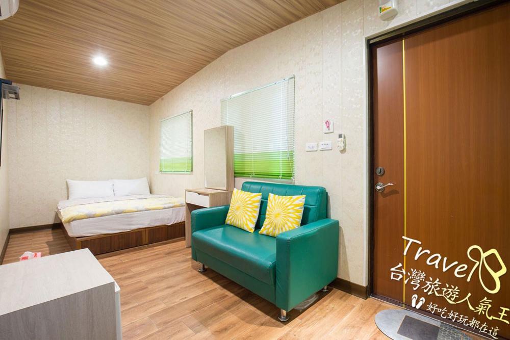 Xiaoliuqiu Happy House B&B Bagian luar foto