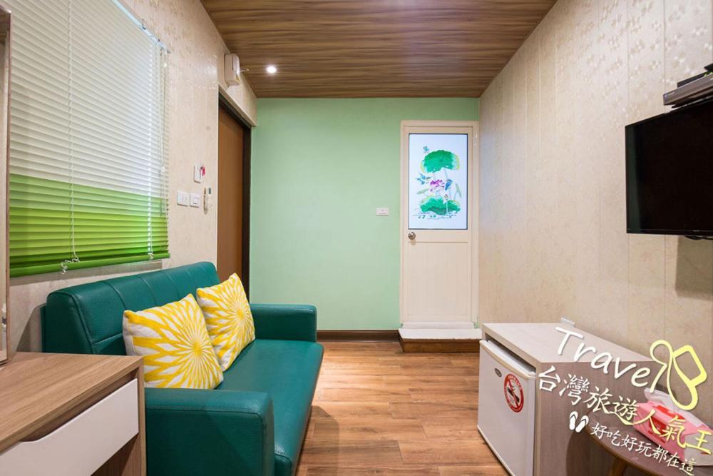 Xiaoliuqiu Happy House B&B Bagian luar foto